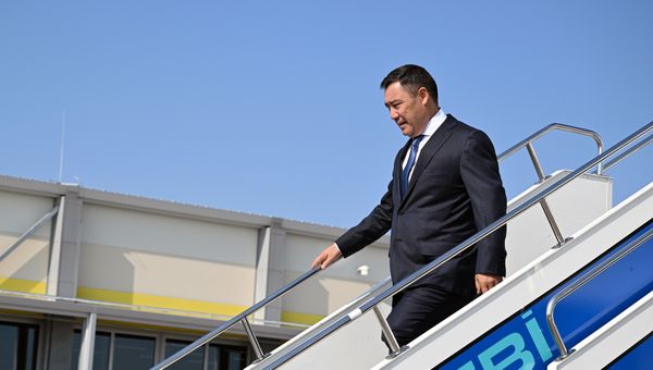 Итоги визита Жапарова в Венгрию: у Анкары и Баку — миллиардные контракты, а Бишкек остался ни с чем изображение публикации