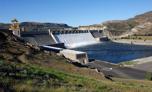 Инвесторы малых ГЭС заплатят за сельхозпотери, "хотя испокон веков там ничего не росло и ни копейки никто не платил" – министр энергетики изображение публикации