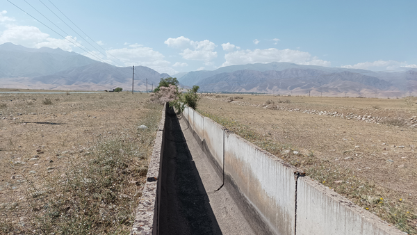 Фермерам Чуйской области не хватает воды из пограничной реки - как намерены решить проблему? изображение публикации