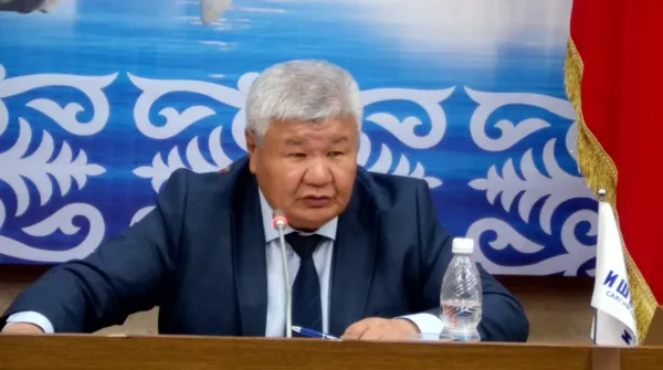 Цена каракечинского угля при доставке в Бишкек по железной дороге составит 4500 сомов за тонну — министр энергетики изображение публикации