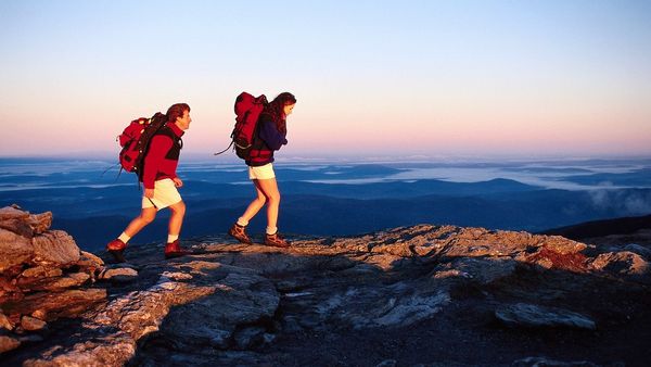 В Кыргызстане хотят легализовать туры одного дня - ЖК в первом чтении принял поправки в закон о туризме изображение публикации