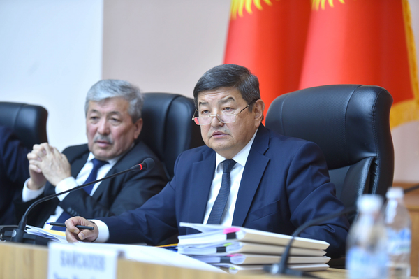 Кабмин прогнозирует профицит бюджета КР в 2024 году на уровне 20 млрд сомов изображение публикации