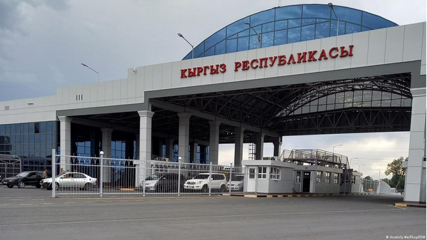 Жапаров подписал закон о продлении обязательств КР в рамках ЕАЭС по обустройству всех пунктов пропуска изображение публикации