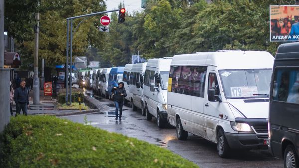 В Бишкеке хотят ввести единый тариф на проезд - и сразу поднять его до 20 сомов изображение публикации