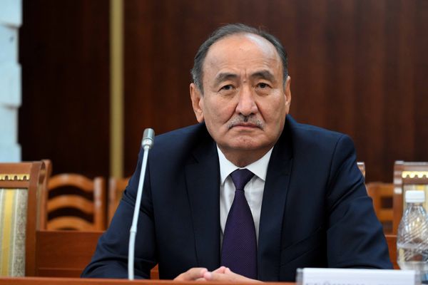 Я пригласил тысячи родственников из-за рубежа – глава Минздрава признался, что помогает в трудоустройстве изображение публикации