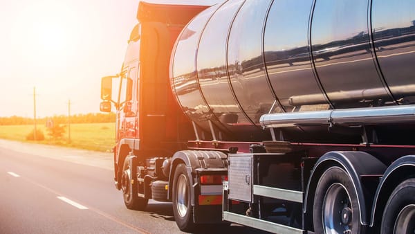 Россия увеличила беспошлинные квоты на ГСМ для Кыргызстана изображение публикации