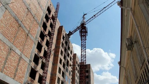 Застройщиков могут обязать строить дома за свой счет и только потом начинать продавать квартиры изображение публикации