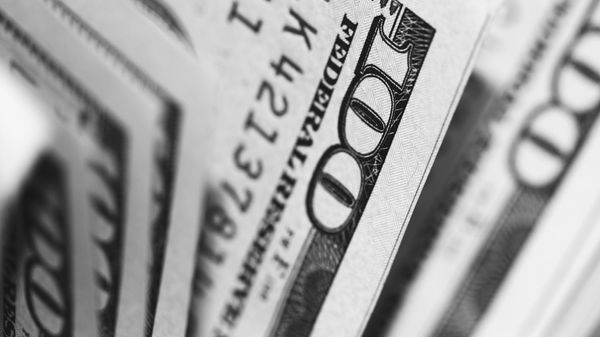 Нацбанк вновь вышел на рынок - продал почти $27.2 млн изображение публикации