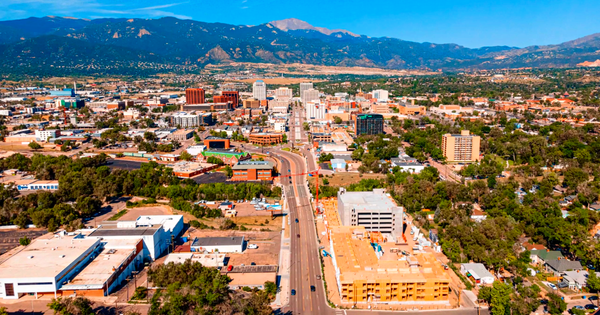 Бишкек будет развивать сотрудничество с американским городом Колорадо-Спрингс изображение публикации