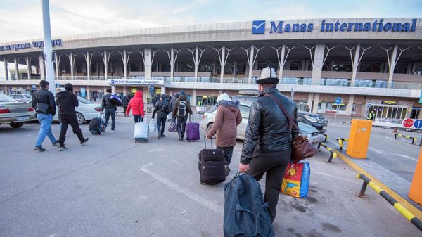 Депутаты ЖК оставили должникам по налогам право выезда за границу изображение публикации