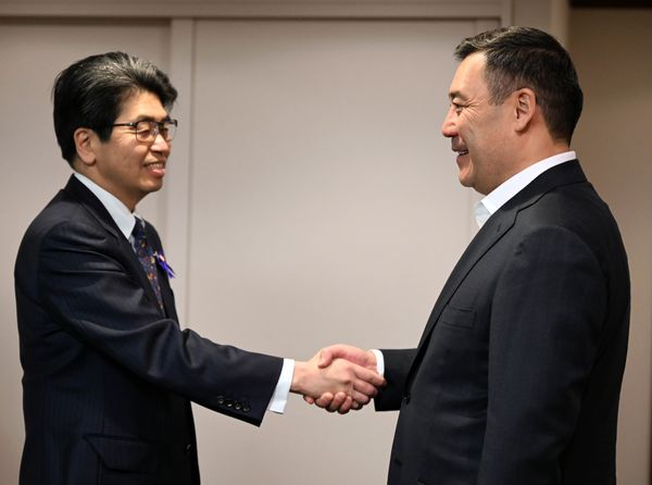 Садыр Жапаров встретился с управляющим Японского банка по международному сотрудничеству — о чем говорили изображение публикации