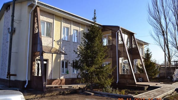 Компания Top Notch Distribution начислила бывшим сотрудникам долги, забрала у них машину и угрожает забрать дом изображение публикации