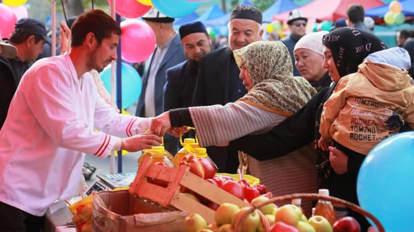Некоторые рынки Кыргызстана снизили арендную плату для торговцев изображение публикации