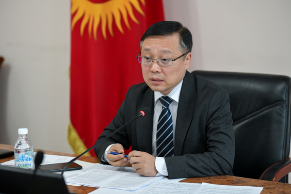 Власти Бишкека озвучили подчиненным 15 поручений, которые помогут успешно пережить зиму изображение публикации