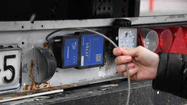 ЕАЭС утвердил перечень товаров, которые не подлежат отслеживанию через навигационные пломбы изображение публикации