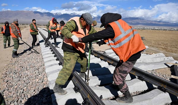 На железной дороге Балыкчы – Кочкор – Кара-Кече завершили подготовку нижнего строения пути изображение публикации