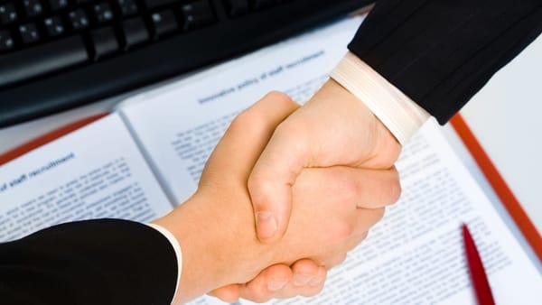 Предприниматели из Кыргызстана заключили договоры с Ираном и Индией изображение публикации