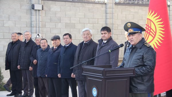 Камчыбек Ташиев потребовал от Нацбанка проверить ломбарды страны изображение публикации