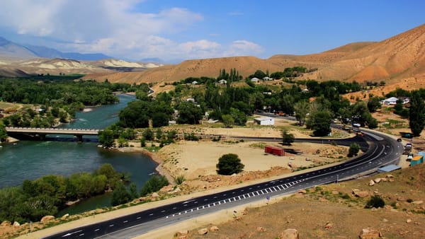 Бакыт Торобаев презентовал план работ в дорожно-транспортной сфере на 2024 год изображение публикации