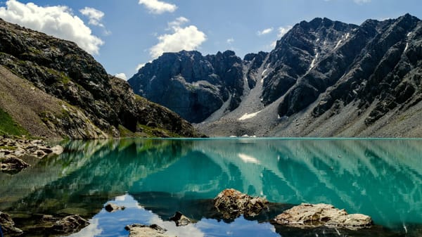 Кыргызстан включили в список популярных направлений для бизнес-туристов в 2024 году изображение публикации