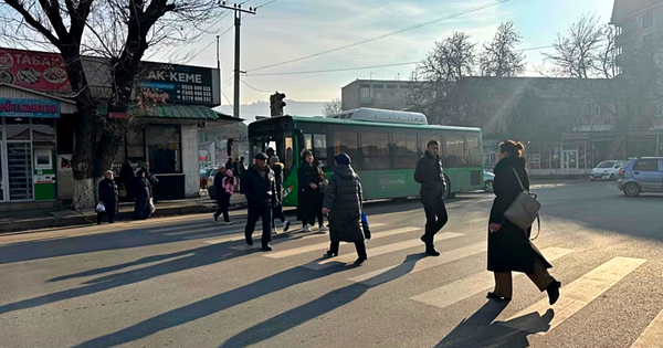 В Джалал-Абаде вышли на линии автобусы, простаивавшие из-за отсутствия топлива изображение публикации