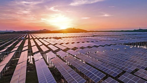 Глава Минэнерго рассказал, когда начнется строительство солнечной электростанции в Тору-Айгыре изображение публикации