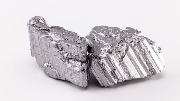 КР запустит нацпроект по добыче полиметаллов и редкоземельных элементов — Минприроды передадут месторождения изображение публикации