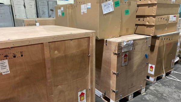 В аэропорту «Манас» пытались незаконно провезти медоборудование на 345 тысяч сомов изображение публикации