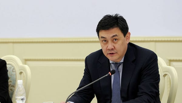 Садыр Жапаров назначил Санжара Муканбетова директором НИСИ изображение публикации