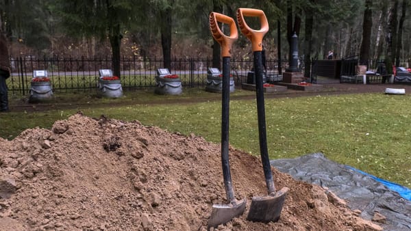 Президент Садыр Жапаров подписал закон о погребении и похоронном деле изображение публикации