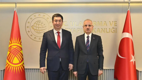 Транспортные коридоры, цифровизация и поддержка «Кыргыз темир жолу» – что обсудили министры транспорта КР и Турции изображение публикации