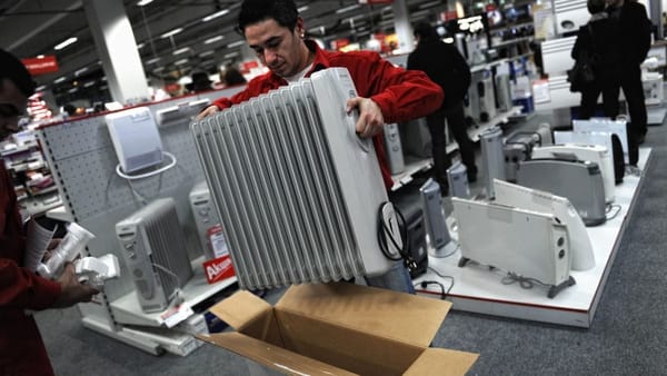 Госантимонополия призвала торговцев Бишкека не задирать цены после аварии на ТЭЦ изображение публикации