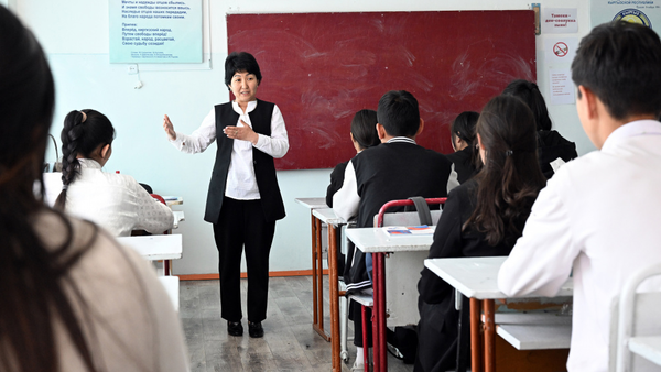 Топ-5 отраслей, в которых преимущественно трудятся женщины в КР изображение публикации