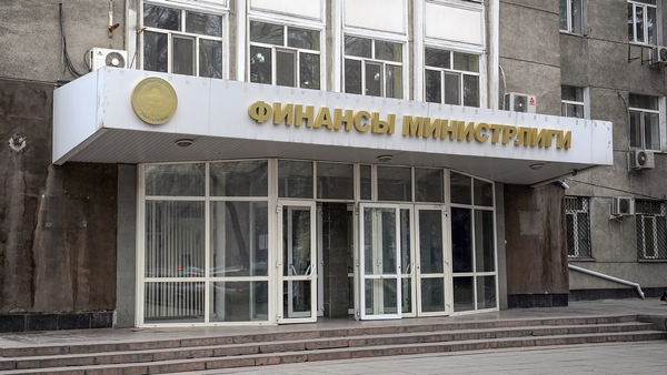 Минтранс КР обвинил Минфин в недофинансировании — что ответили в ведомстве? изображение публикации