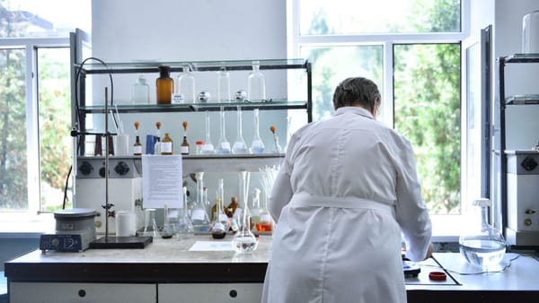 Медицинские лаборатории Кыргызстана снизили цены на услуги до 50% – ГКНБ изображение публикации