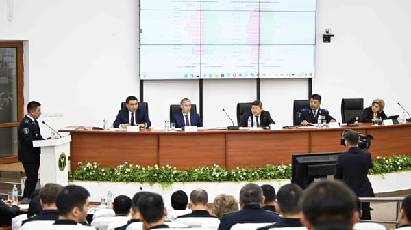 Зачем Акылбек Жапаров рекомендовал Таможенной службе КР привлекать к работе сильных айтишников? изображение публикации