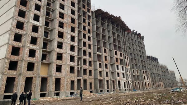 Садыр Жапаров подписал указ о передаче ГИК Управлению делами президента изображение публикации