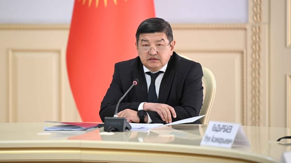 Акылбек Жапаров: Госбанки и фонды развития обязаны привлекать новые инвестиции в государство изображение публикации