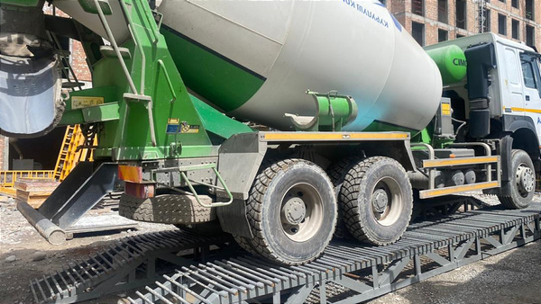 Деятельность стройкомпаний, не установивших пункты для мойки колес, приостановят — мэрия Бишкека изображение публикации