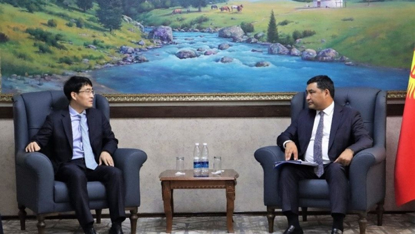 Минэконом и Госбанк развития подписали меморандум о взаимопонимании с китайским Фондом Шелкового пути изображение публикации