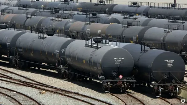 Кыргызстан договаривается с альтернативными странами о поставках ГСМ из-за ситуации в России изображение публикации