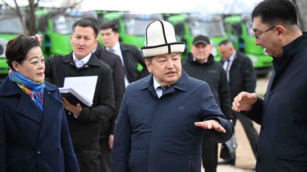 Акылбек Жапаров озвучил стоимость автодороги вокруг Иссык-Куля изображение публикации