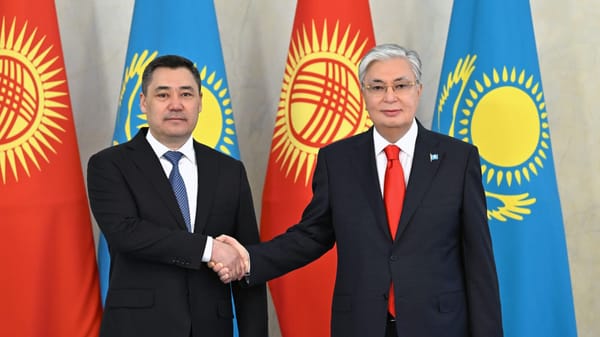 Жапаров и Токаев обсудили вопросы торговли, энергетики, транспорта и водных ресурсов изображение публикации