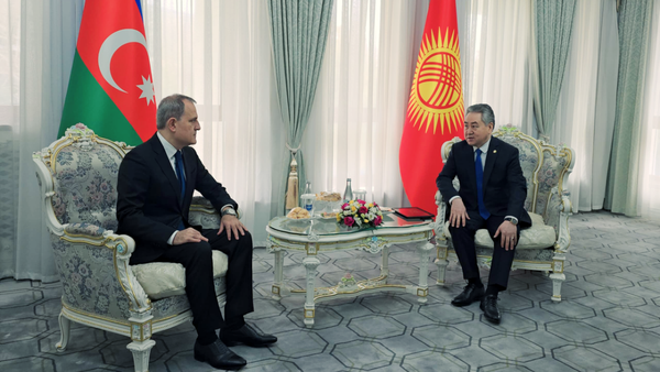 Транспорт, логистика, ВИЭ и гидроэнергетика: КР и Азербайджан намерены активизировать сотрудничество изображение публикации