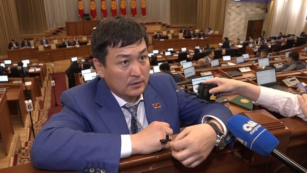 Еще один депутат ЖК Коргонбай уулу отказывается от мандата изображение публикации