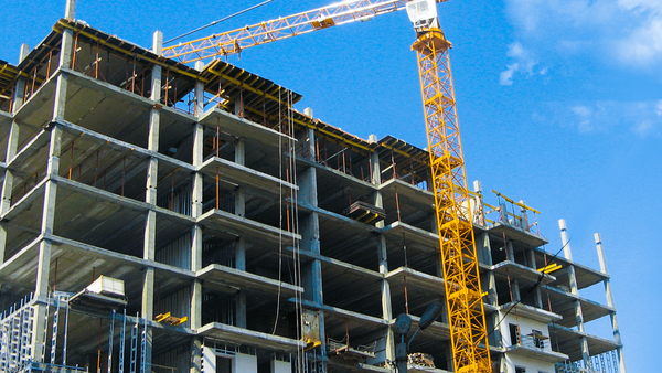 В Оше приостановили строительство 15-этажного жилого дома «Аманат Сити» изображение публикации