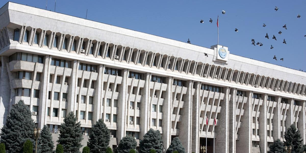 Жогорку Кенеш поддержал пакет законов — от мошенничества до защиты детей изображение публикации