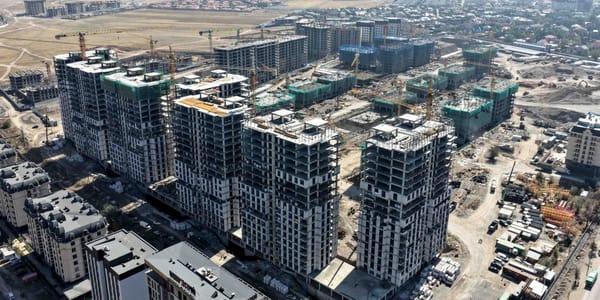 Строительство ЖК «Ынтымак». Фото: кабмин КР.