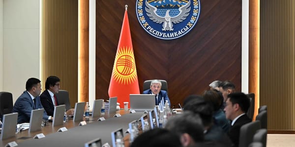 Кабмин распорядился выделить на учебники 3 млрд сомов и разработать ипотеку для педагогов под 0% изображение публикации