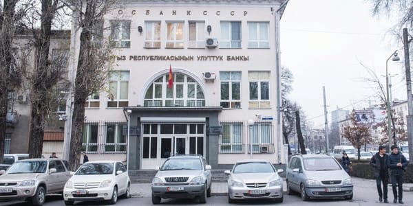 Нацбанк приостановил лицензию обменки в Бишкеке и оштрафовал еще одну – в Таласе